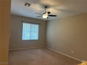 Building Photo - 904 Domnus Ln