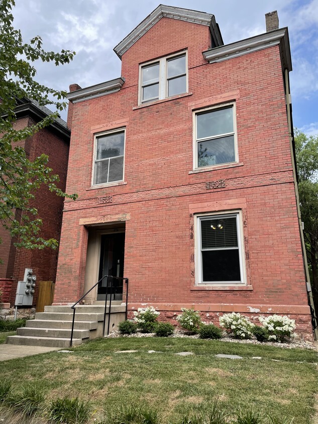Primary Photo - 1507 S 4th St