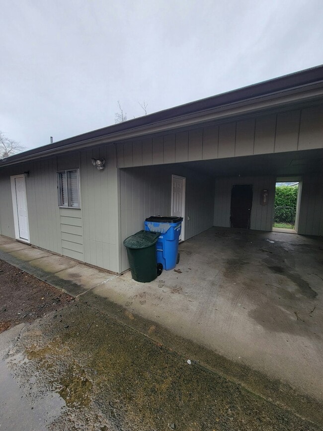 Photo - 743 9th St Townhome