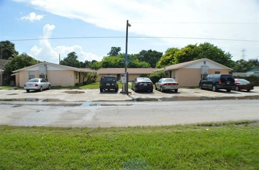 Foto del edificio - 10415 Alma St