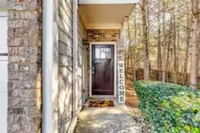 Building Photo - 1547 Paxton Dr SW