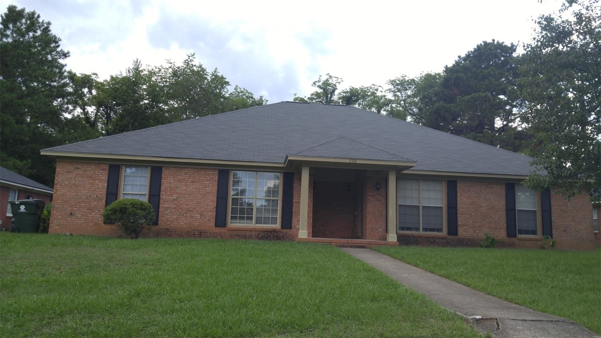 Primary Photo - 100 Endoline Dr
