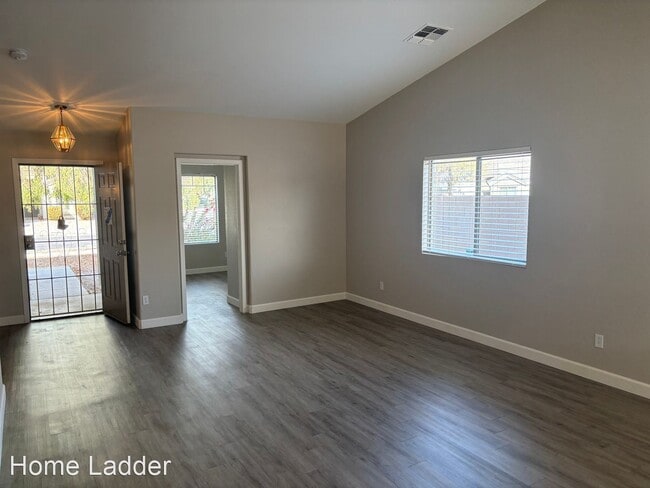 Building Photo - 4 br, 2 bath House - 3115 W Pecan Rd