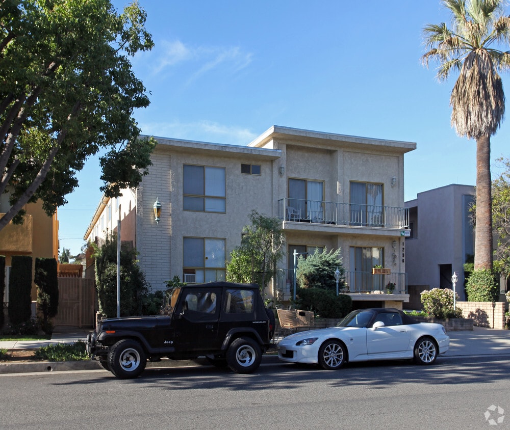 Building Photo - Euclid Street Apartments