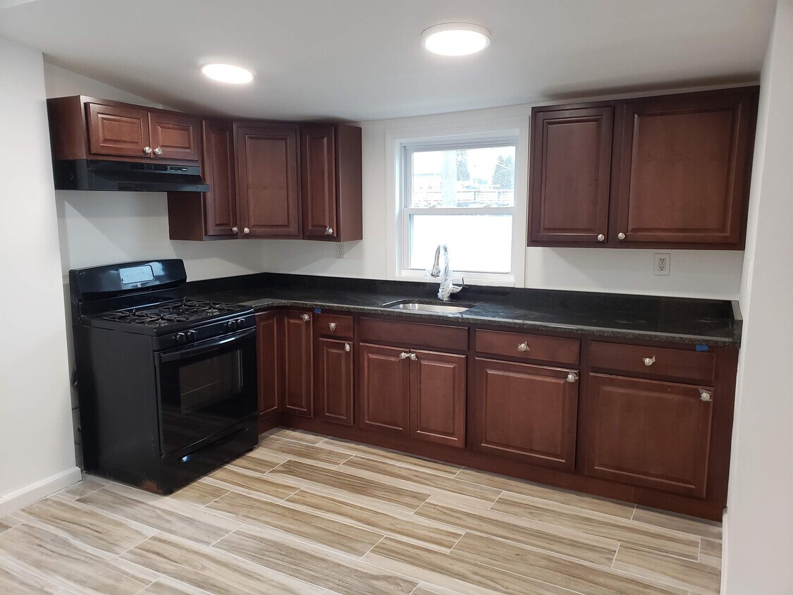 Foto principal - 176 Liberty St