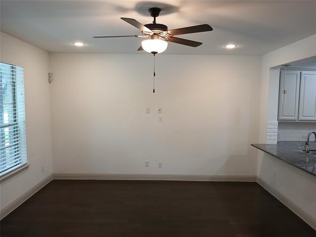 Foto del edificio - 7225 Huckleberry Dr