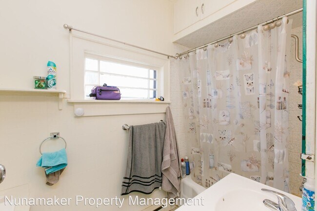 Building Photo - 2 br, 1 bath House - 3401 Odell Hwy