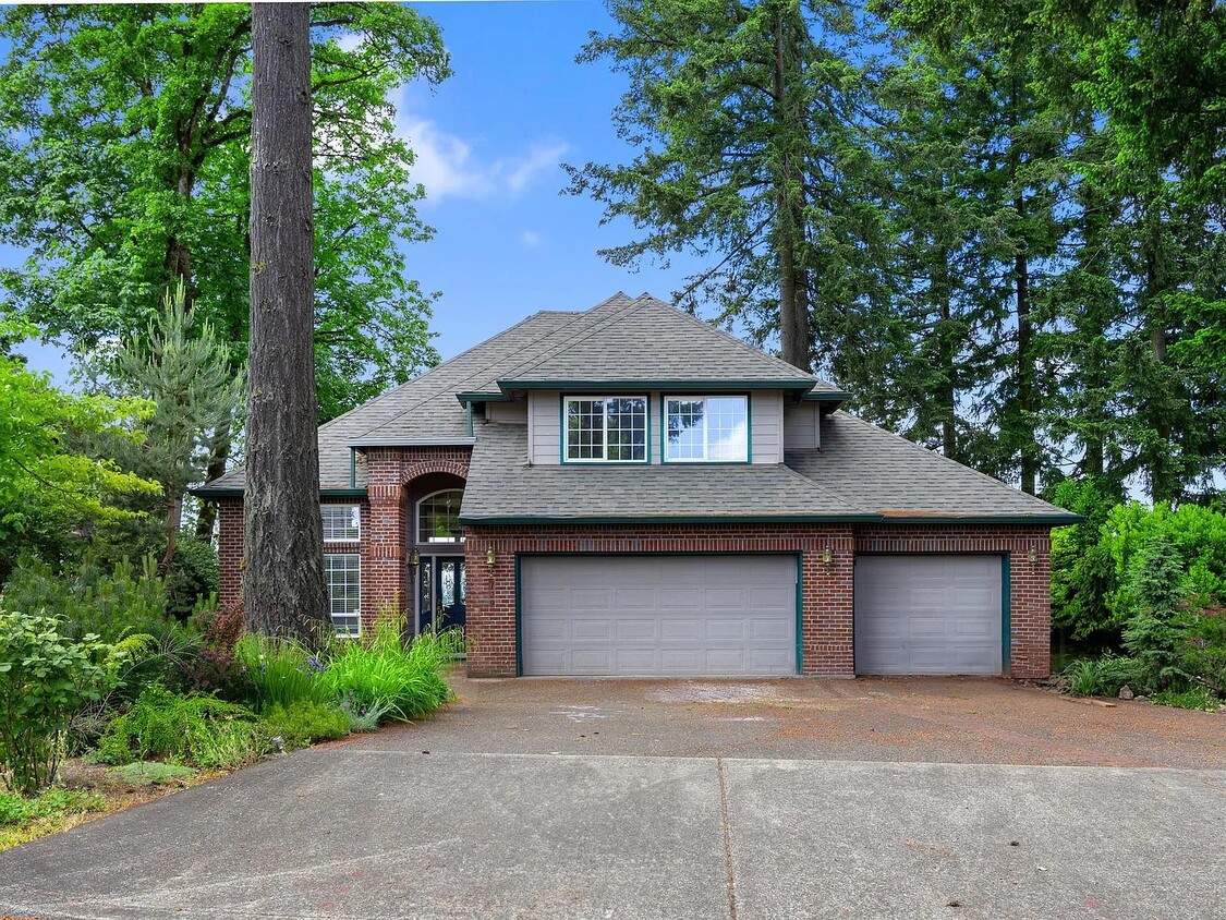 Foto principal - 129 Deerbrook Dr