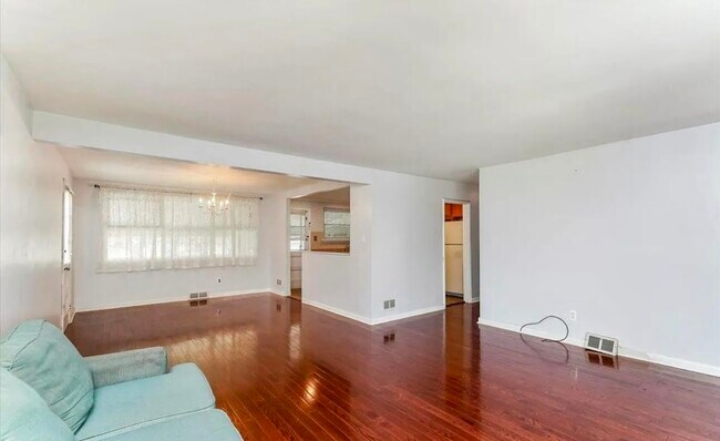 Foto del edificio - 120 Tillman Ln