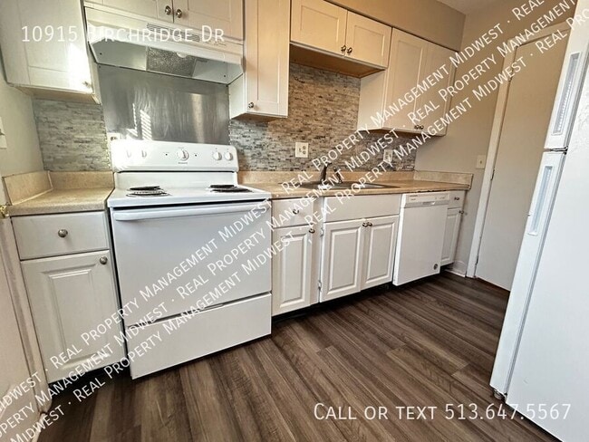 Photo - 10915 Birchridge Dr Apartment