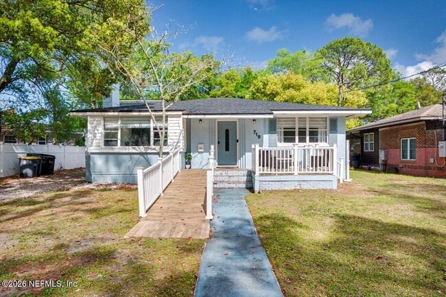 Building Photo - 719 S Shores Rd