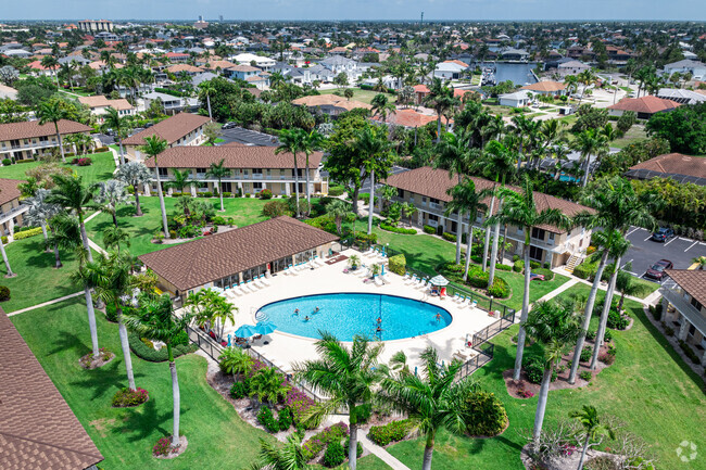 Building Photo - Aquarius Apartments of Marco Island