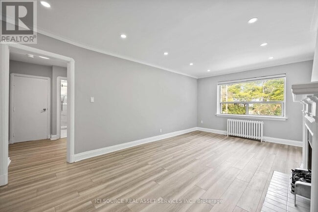 Building Photo - 121-121 Cheritan Ave