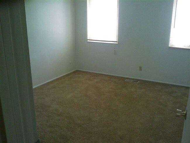 Foto del edificio - 3623 Kenbrooke Ct