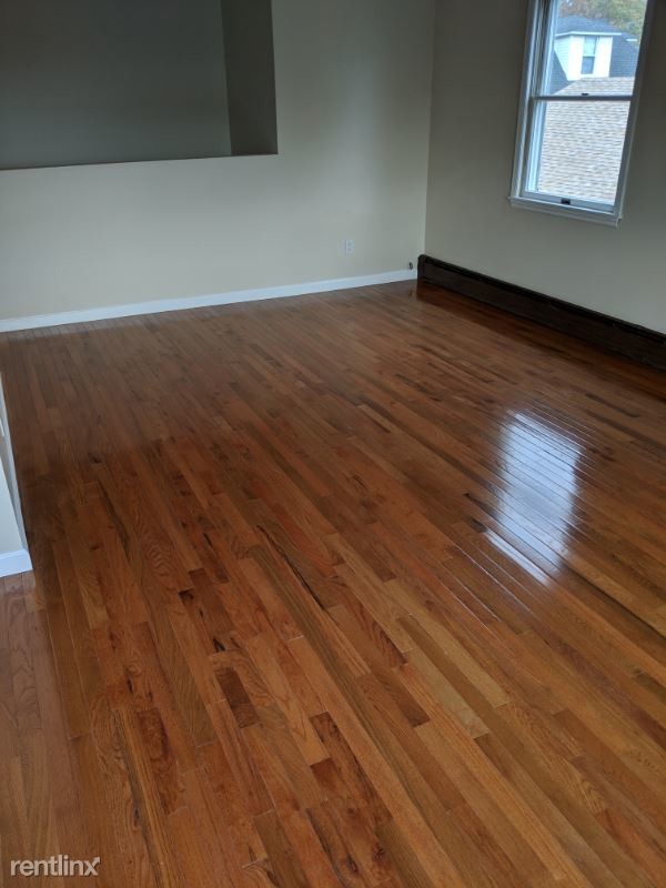 Foto del edificio - 1 br, 1 bath Apartment - 7121 Hylan Boulevard