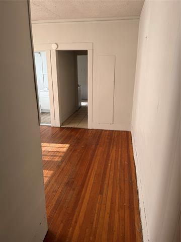 Foto del edificio - 604 Elm St