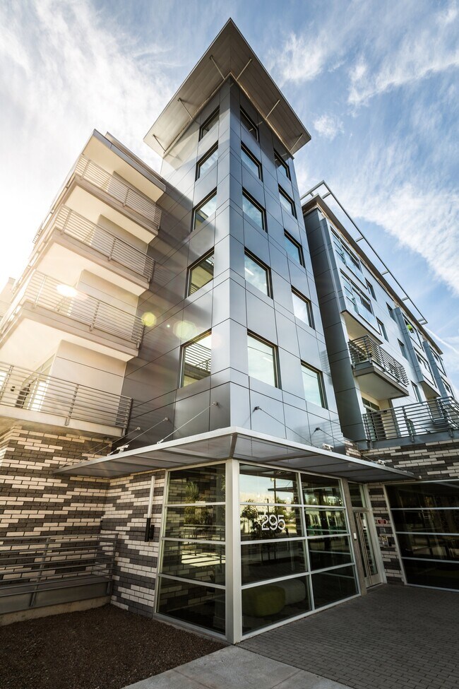 Front Entrance - Linear Apartment Homes