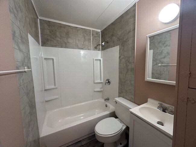 Foto del edificio - 225 Grace-