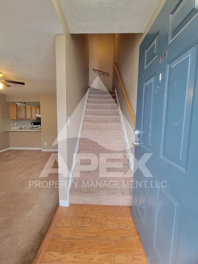 Foto del edificio - MOVE-IN SPECIAL,NO RENT TIL MAY 1ST! - Nice 2 Bd | 1.5 Ba Townhouse in West Knox Condo Community!