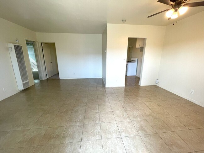 Building Photo - 4156 W 120th St