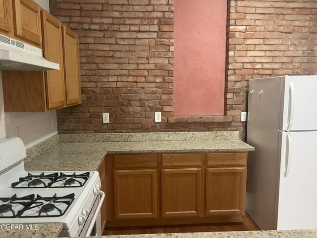 Foto del edificio - 110 W Nevada Ave