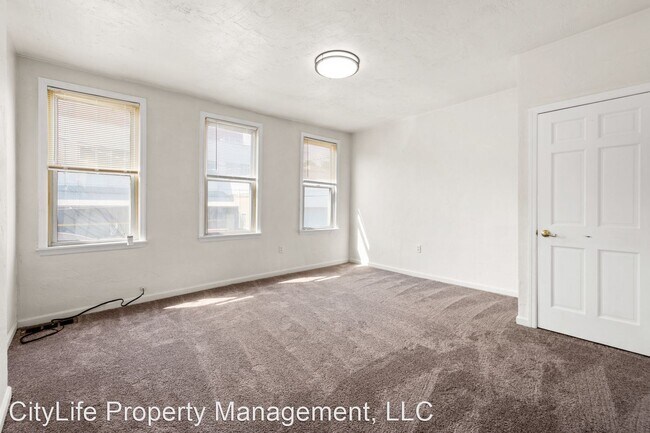 Building Photo - 3 br, 1 bath House - 2115 Jane Street