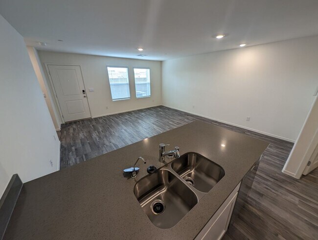 Foto del edificio - 4935 Olive Mesa Ave