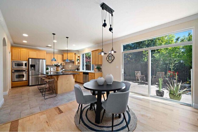 Building Photo - 3718 Bella Cruz Ct