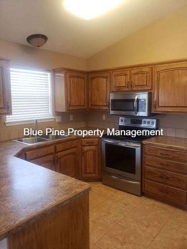 Foto del edificio - 4375 Williamsburg Ln
