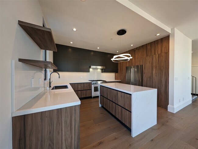 Foto del edificio - 2707 23rd St