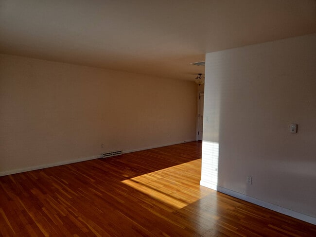 Foto del edificio - 119 E Circle Dr