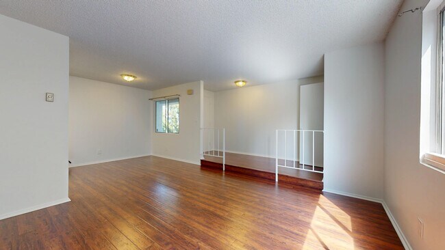 Foto del edificio - 2940 W 235th St