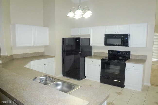 Foto del edificio - 691 Fruit Cove Forest Rd E