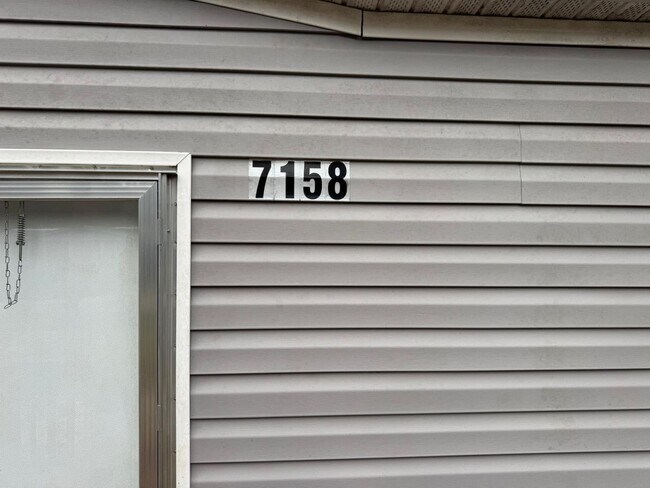 Foto del edificio - 3/2 Brooksville Available Now ! Apply for FREE TODAY!!