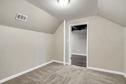 Building Photo - 2152 Holly Hill Dr