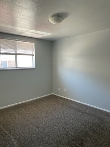 Foto del edificio - 8576 S 300 E