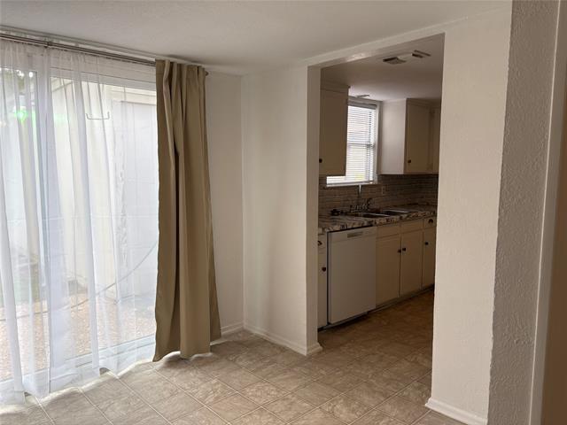 Foto del edificio - 5357 Wonder Dr