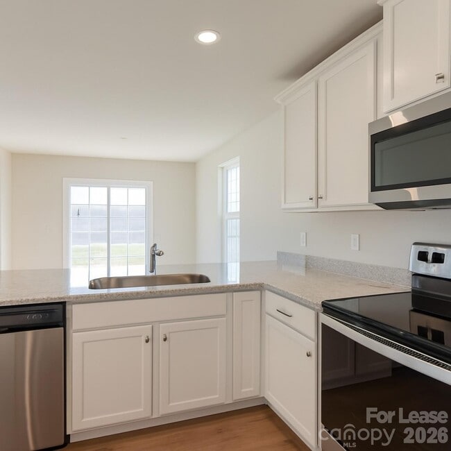 Foto del edificio - 9354 Creedmore Hills Dr
