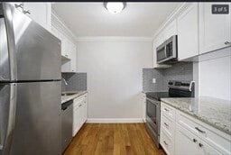 Foto del edificio - 841 Parker St