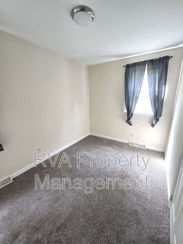 Foto del edificio - 8285 Fort Myers Rd