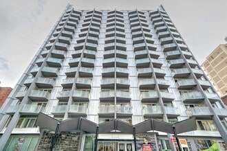 Building Photo - 3440 Rue Durocher