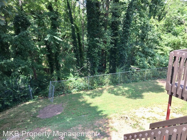 Foto del edificio - 3 br, 3 bath House - 4415 Belford Street, SW