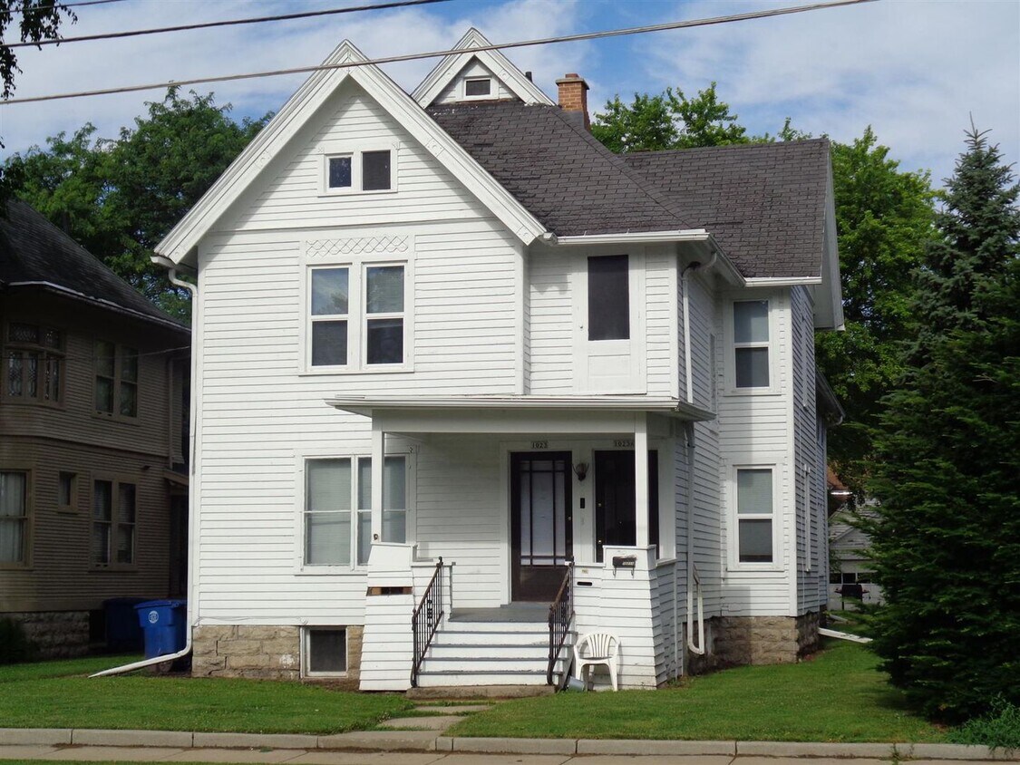 Primary Photo - 1023 Jackson St