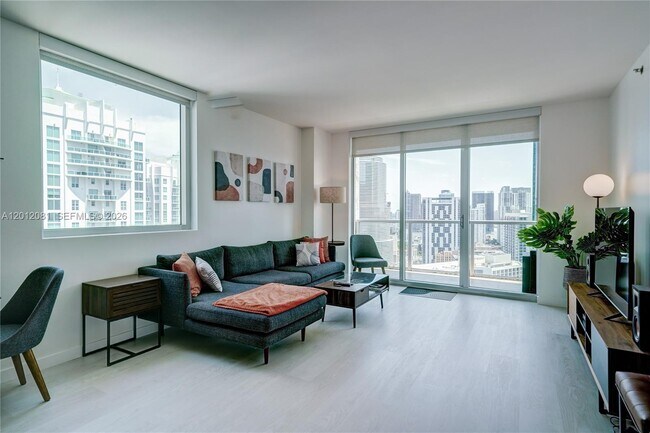 Building Photo - 500 Brickell Ave