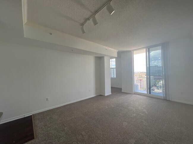 Foto del edificio - 255 Evernia St