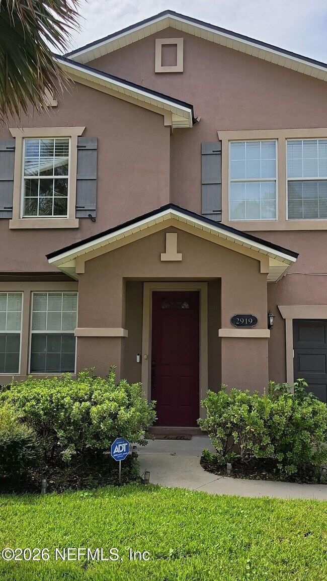 Foto del edificio - 2919 Bent Bow Ln