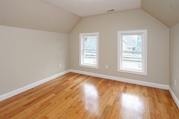 Foto del edificio - 299 Norfolk St