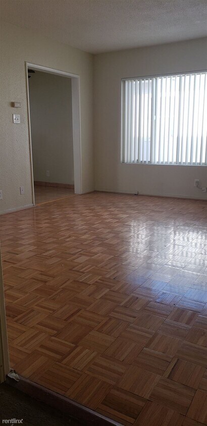 Foto principal - 1923 Tamarind Ave