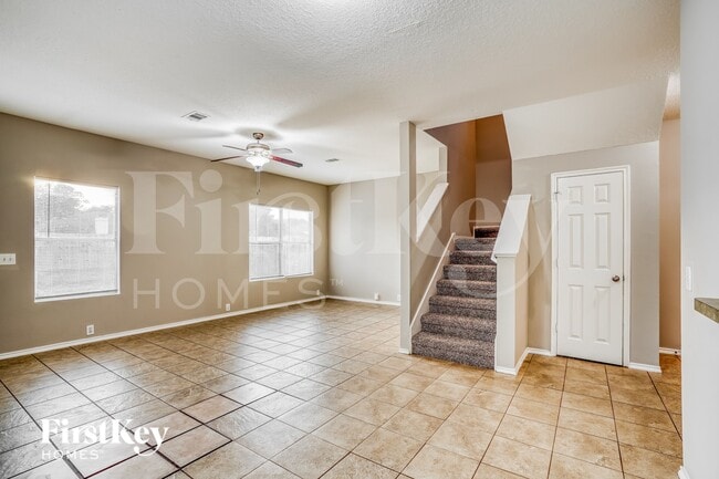 Building Photo - 6331 Scotchwood Dr