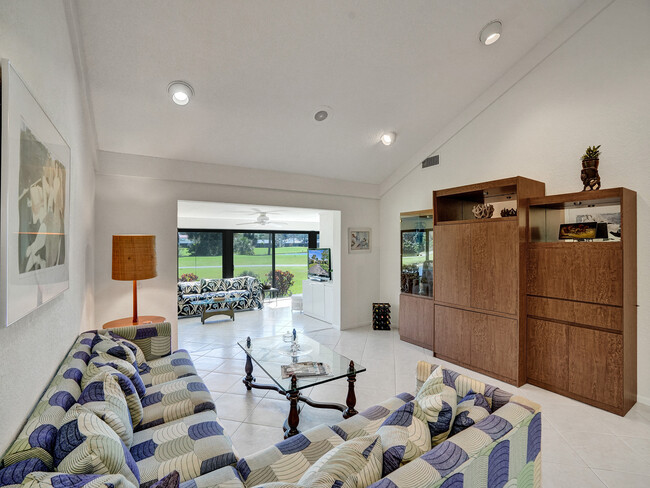 Main Living Area - 8511 Casa del Lago